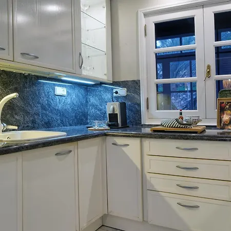 Casa Natalie La Marina