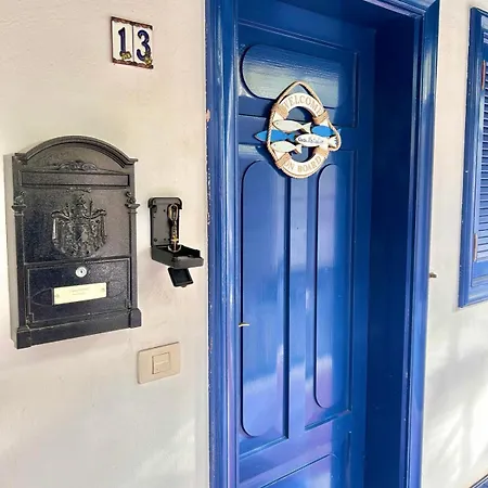 Casa Natalie La Marina *