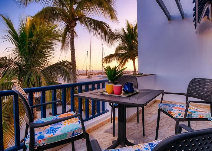 Casa Natalie La Marina Пуэрто-Калеро